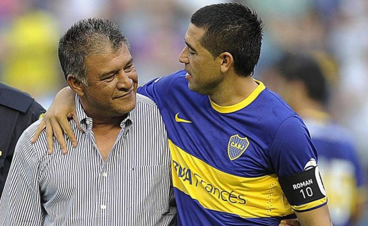 Claudio Borghi quiere a Riquelme en Liga de Quito de Ecuador