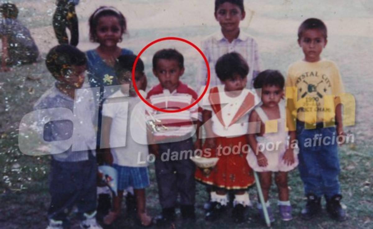 El álbum desconocido de Andy Najar, la esperanza de Honduras ante El Salvador