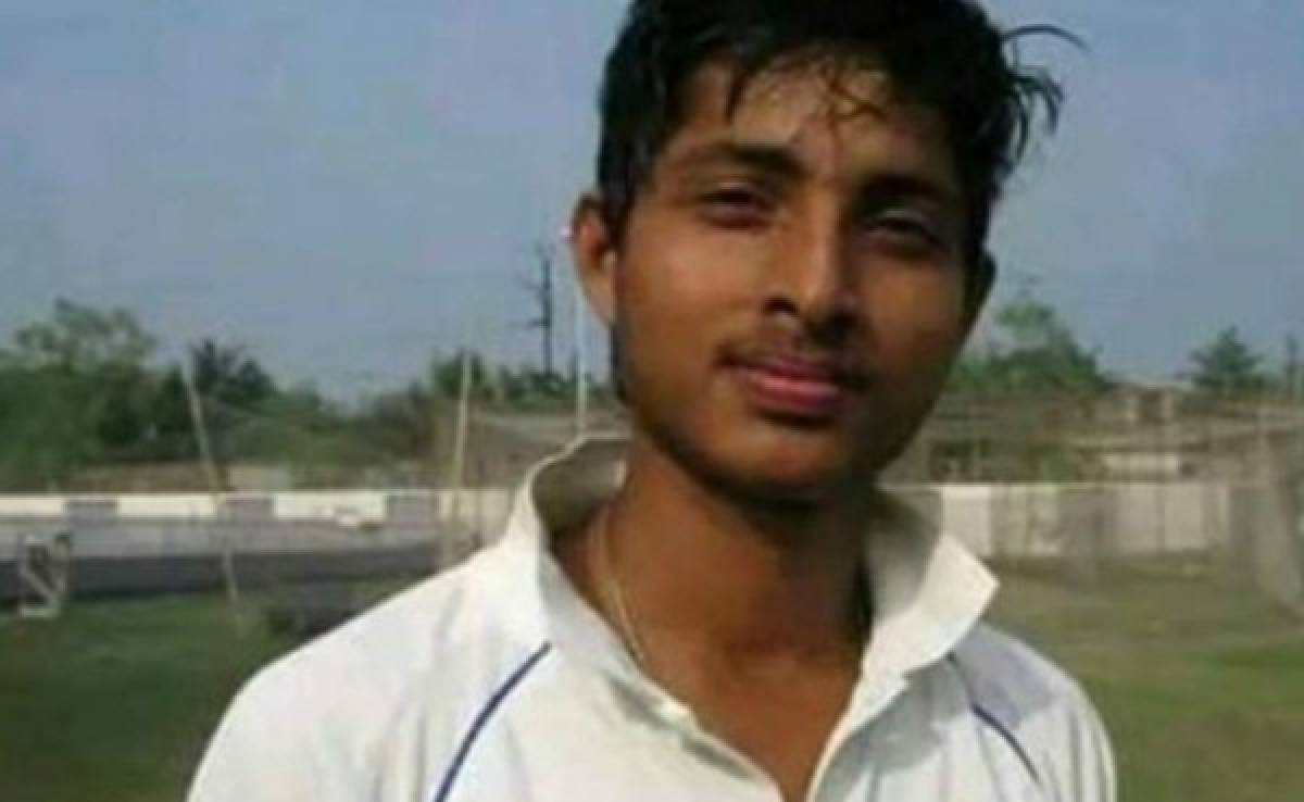 Muere jugador de críquet tras chocar con un compañero