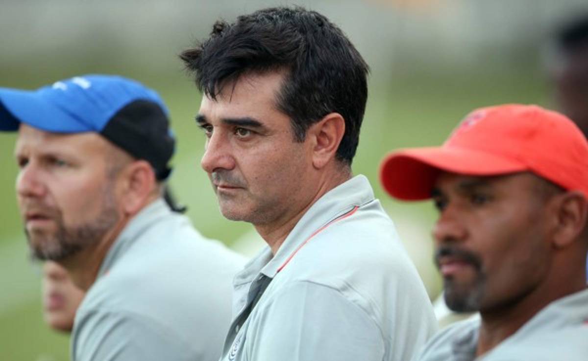 Diego Vázquez: 'Vamos a disfrutar el partido contra River Plate'