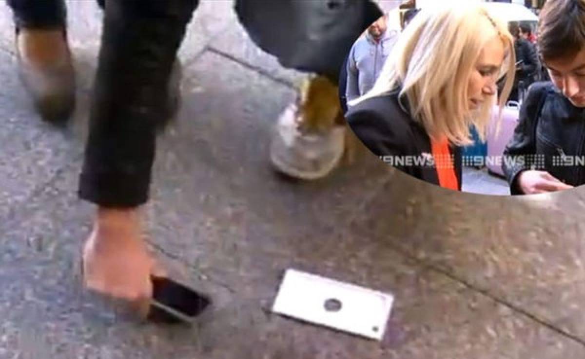 VIDEO: Se le cae el iPhone 6 al primer comprado en Australia