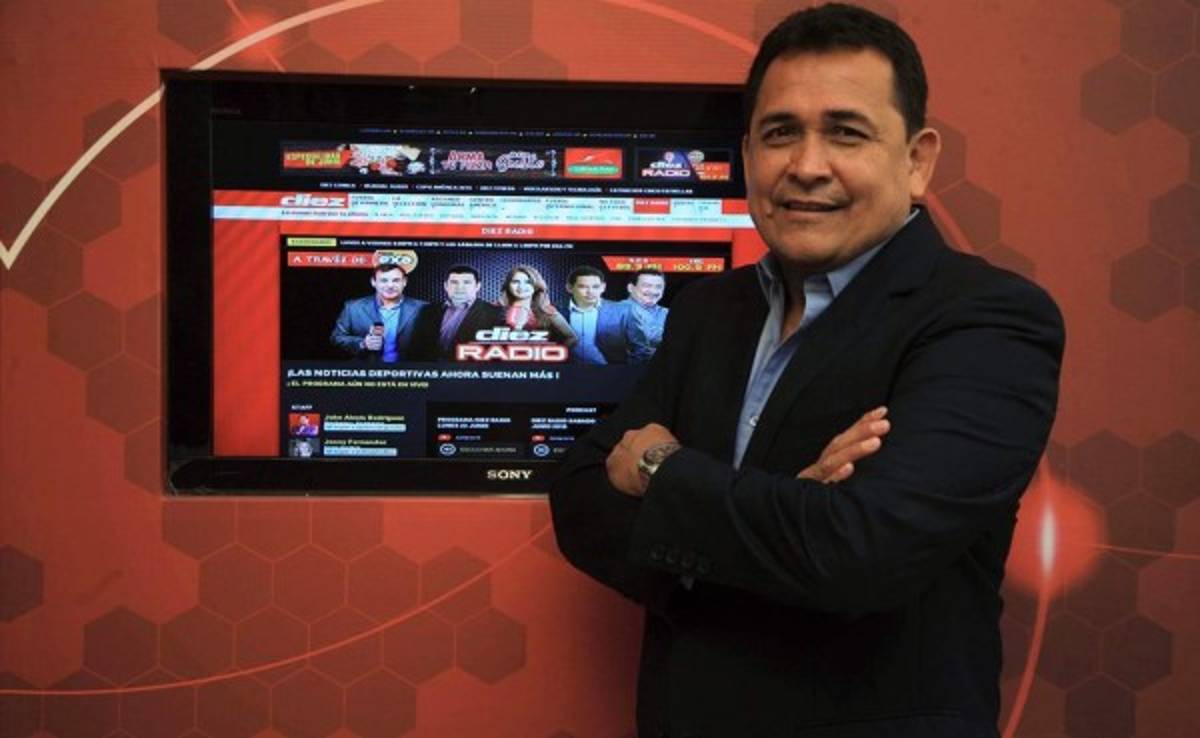 Espinoza: 'Aquí los extranjeros son grandes y los nacionales no servimos para nada'