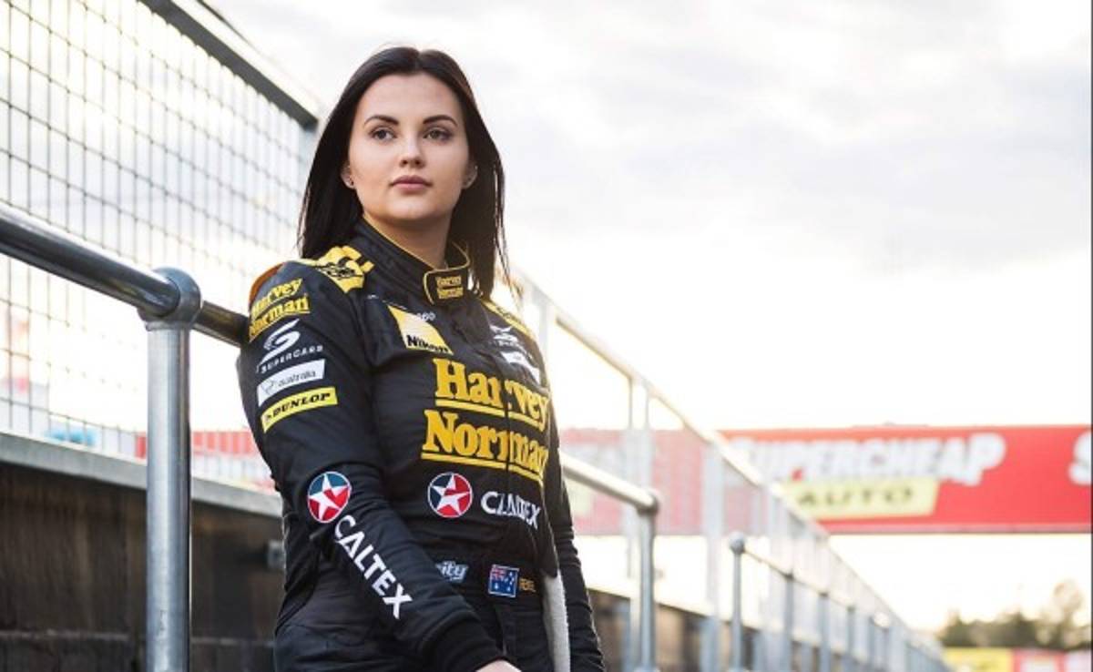 Renee Gracie, la chica australiana que dejó el automovilismo por incursionar en el cine para adultos