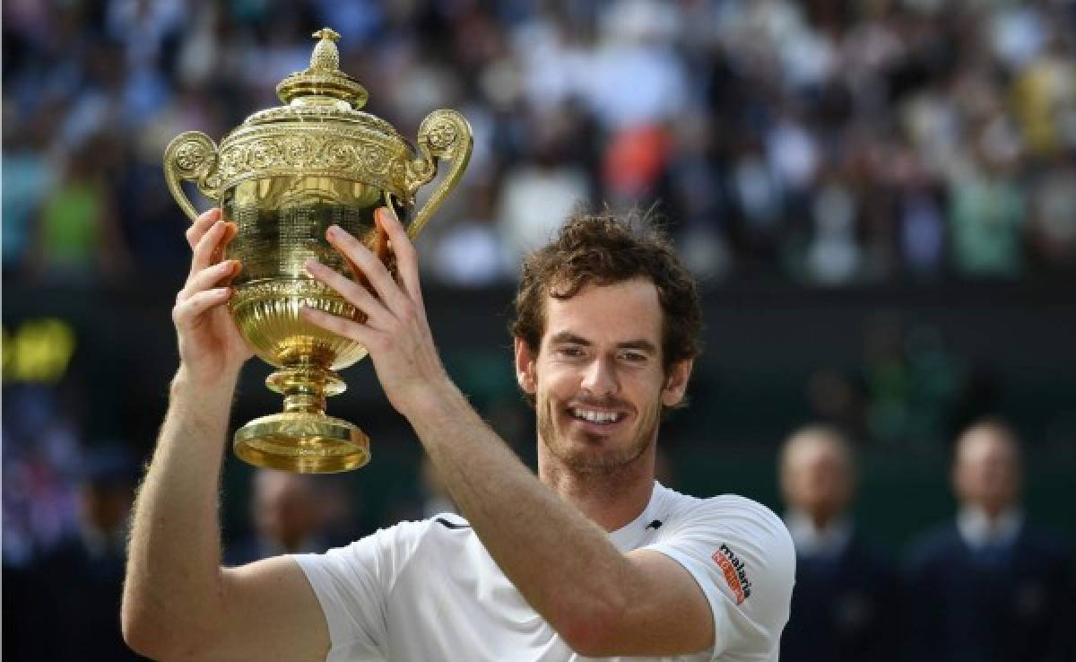 VIDEO: Andy Murray se muestra 'muy alegre' celebrando el título del Abierto de Wimbledon