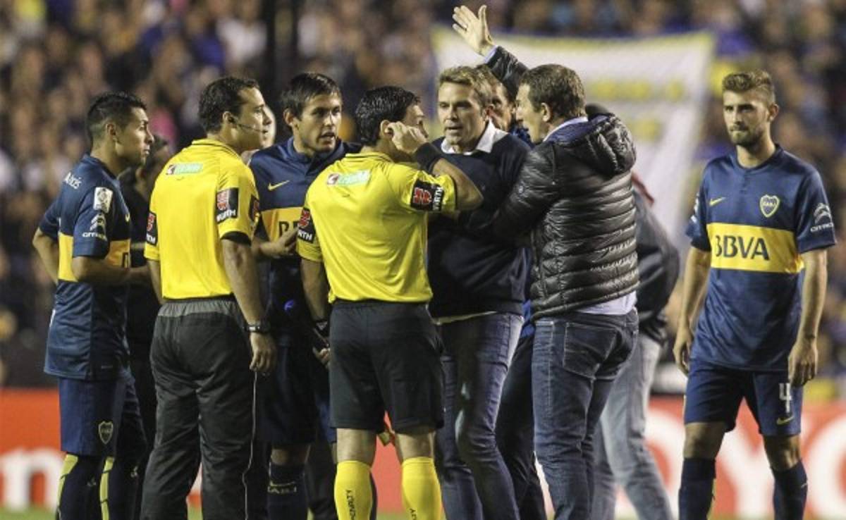 Conmebol descalifica a Boca de Libertadores y River pasa a cuartos