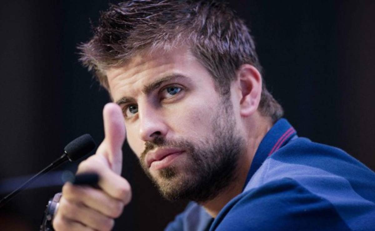 Piqué ataca duramente a periódico por la polémica de las esteladas