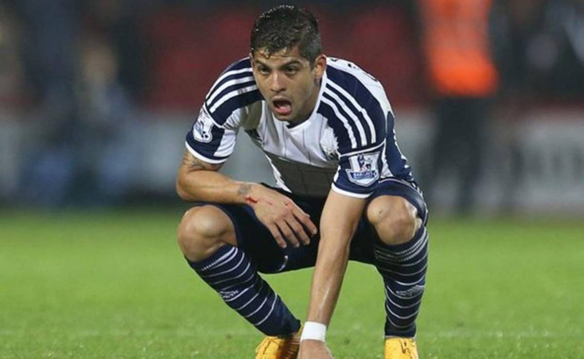 Cristian Gamboa tiene más de ocho meses de no jugar en la Premier con el West Bromwich
