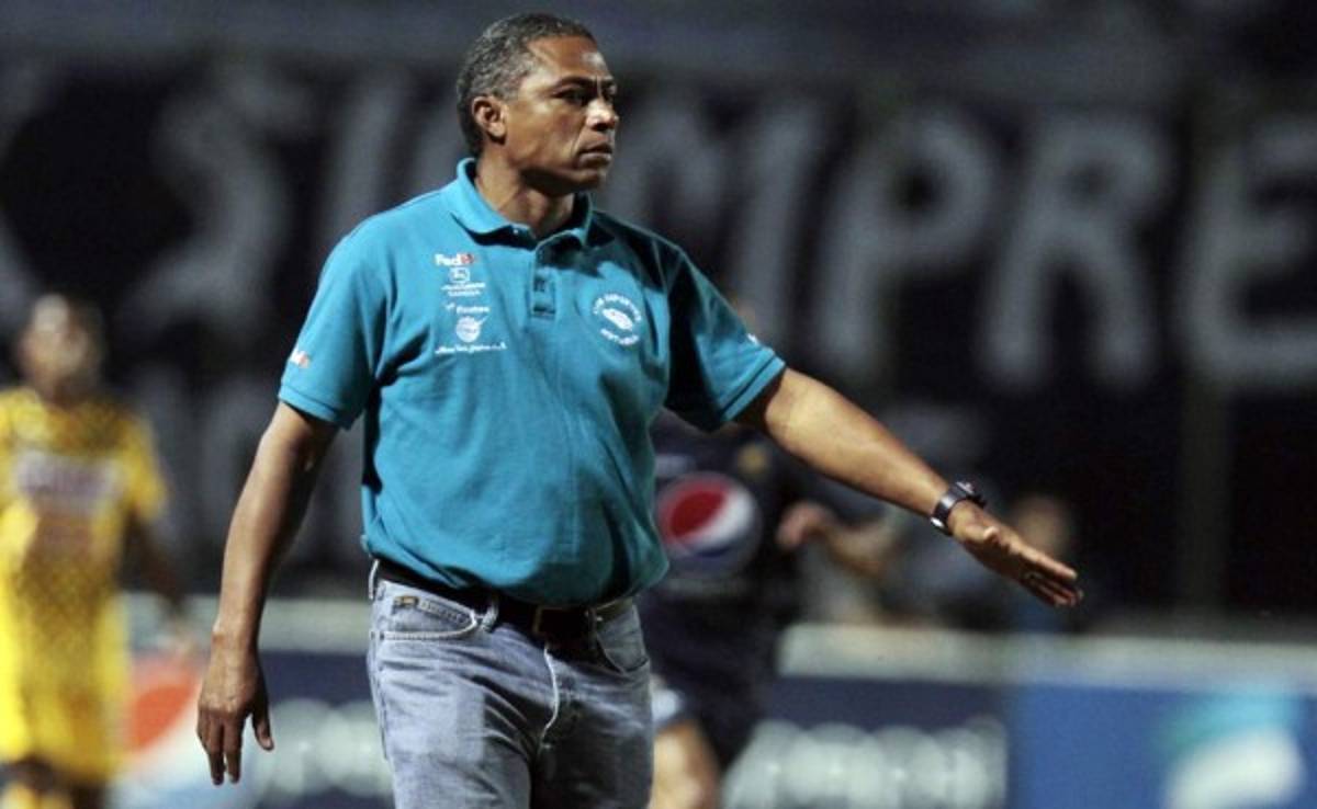 Platense desestima a Jairo Ríos y confirma a Clavasquín como técnico