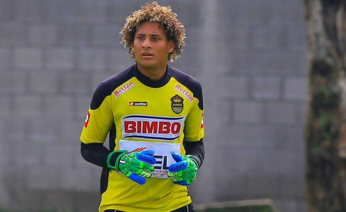 Kevin Hernández: 'Cualquiera de los tres que juegue no debe aflojar”