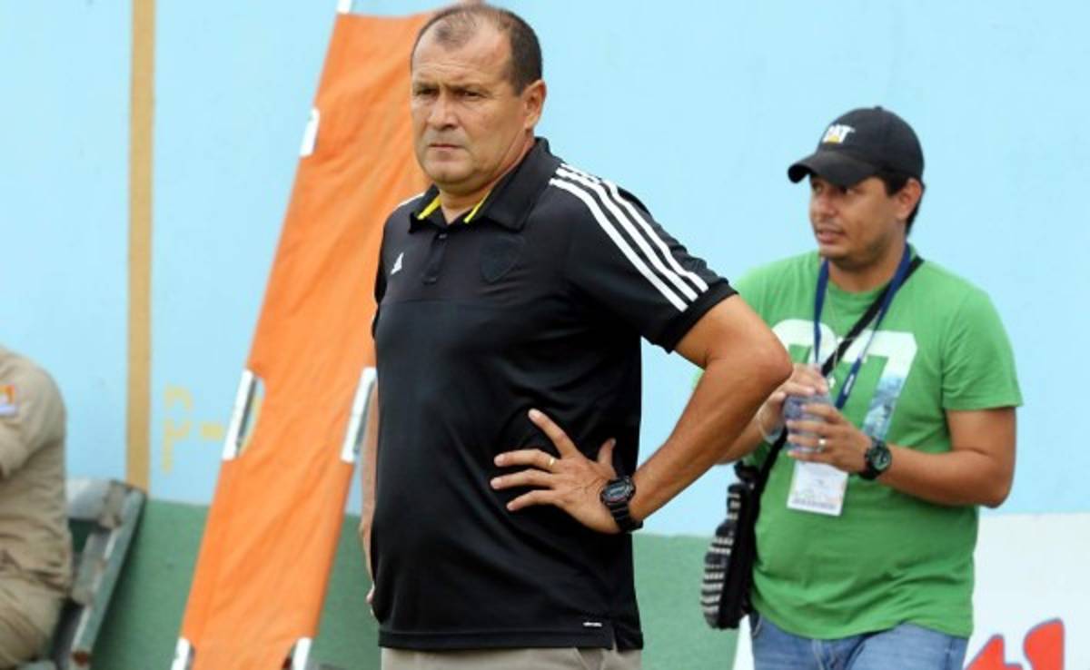 Wilmer Cruz: 'Le pasó al Barcelona, a nosotros porque no'