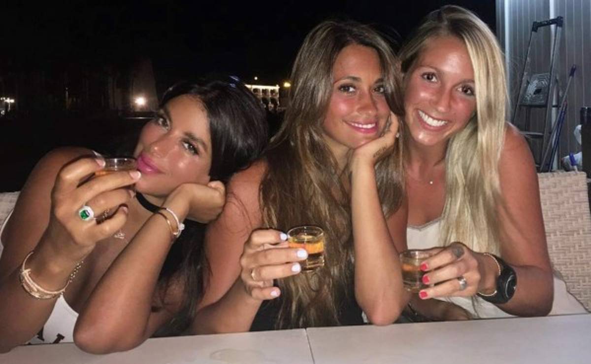 Antonella Roccuzzo se va de parranda en Barcelona sin Lionel Messi
