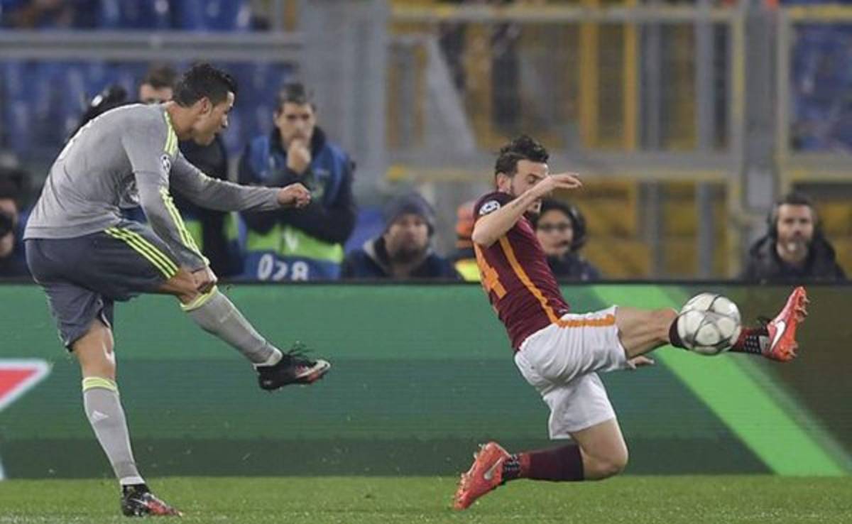 El gol de Cristiano Ronaldo al Roma, elegido el mejor de la temporada en la Champions League