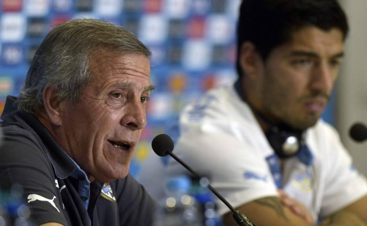 Tábarez: 'Suárez es el blanco preferido de cierta prensa'