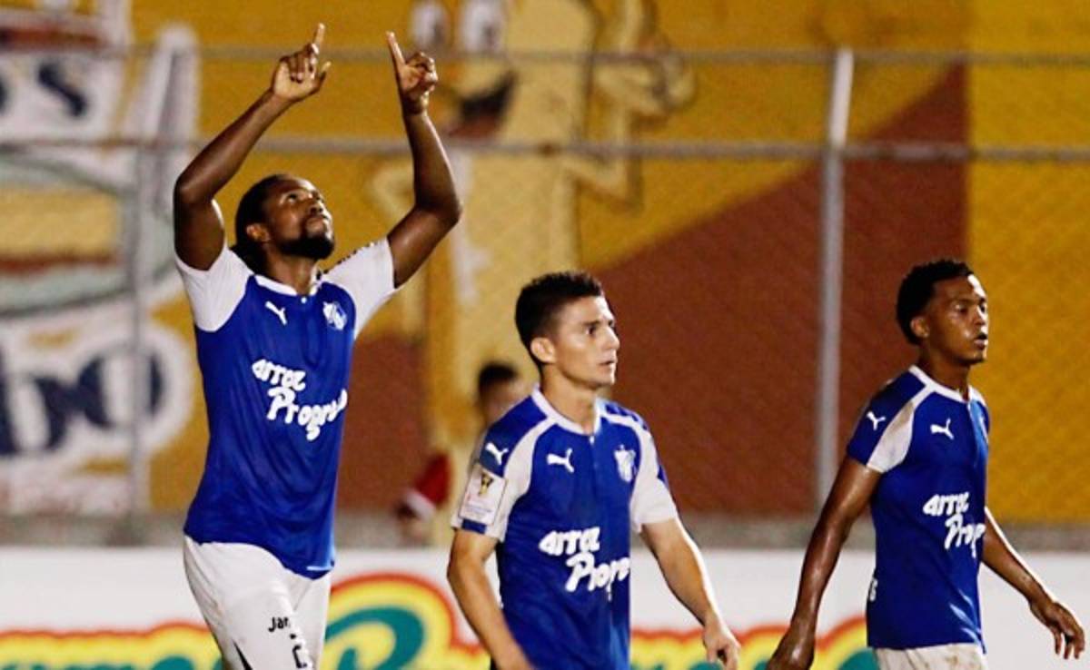 Tico Roy Smith le dio el triunfo al Honduras Progreso ante Vida