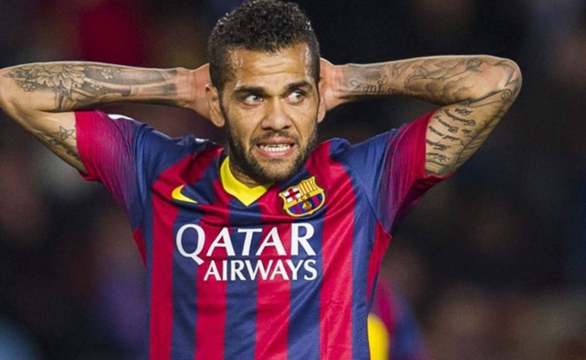 Dani Alves, a pocas horas de ser libre en el Barcelona