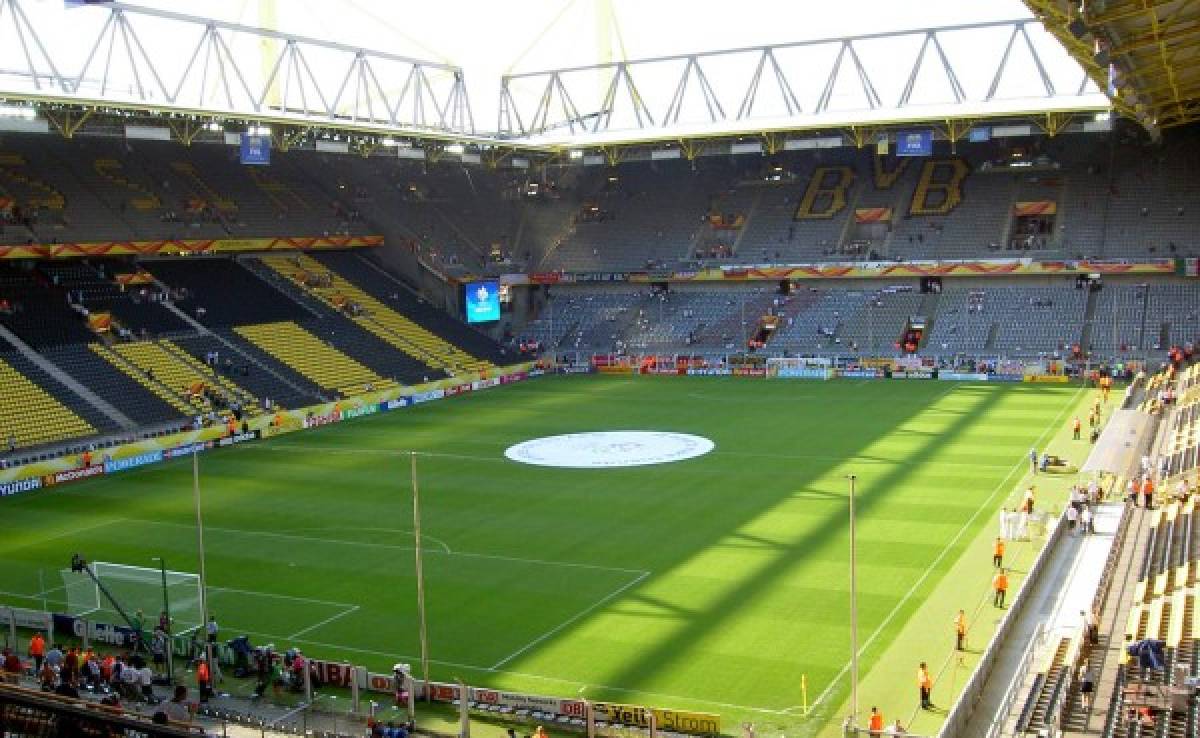 Hallazgo bomba de la II Guerra Mundial obliga a evacuar estadio del Dortmund