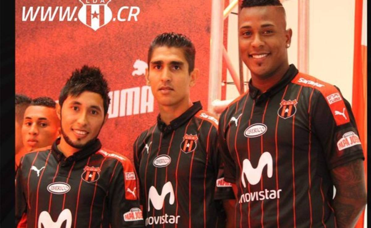 Jorge Claros debutaría este domingo con el Alajuelense
