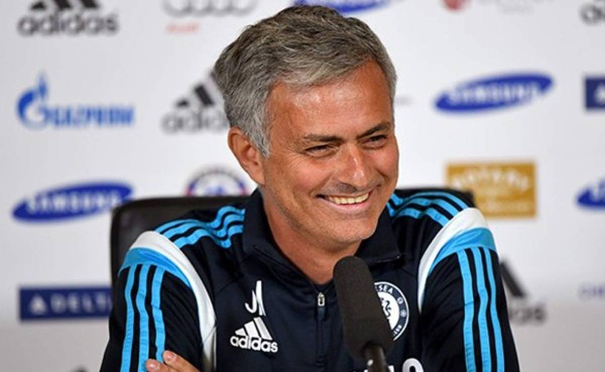 Mourinho: 'Estoy aquí para ganar la Liga Premier'