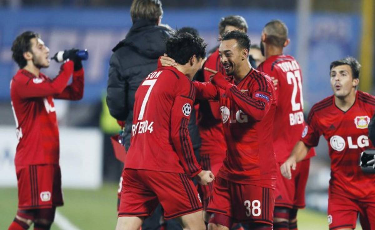 Bayer Leverkusen venció al Zenit y afianza liderato