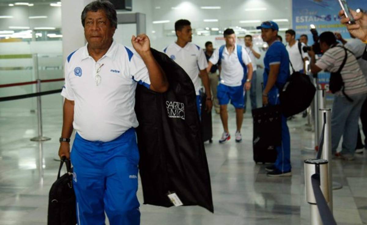 El Salvador llega a Honduras para su batalla ante Honduras en el Olímpico