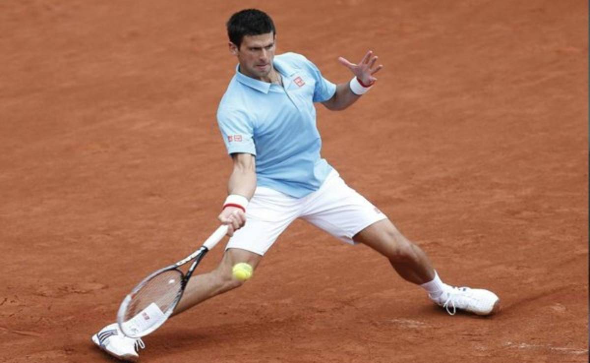 Djokovic firma en segunda ronda de Roland Garros