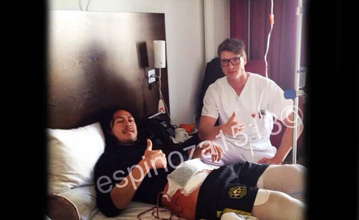 Roger Espinoza, más de un mes fuera por operación de hernia