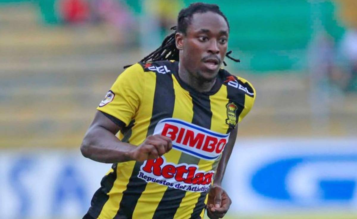 Rony Flores dejaría Real España y ficharía por el Vida