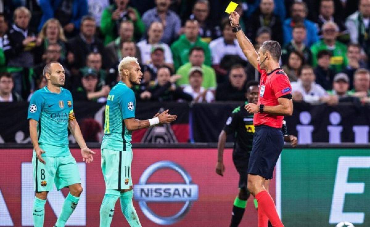 Revelan los insultos de Neymar al árbitro que le amonestó ante Moenchengladbach