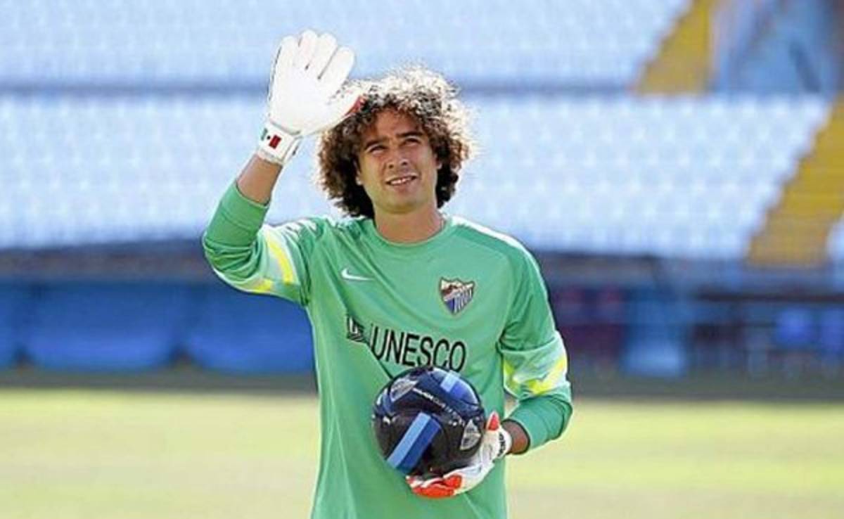 Guillermo Ochoa dejaría el Málaga para ir al Liverpool