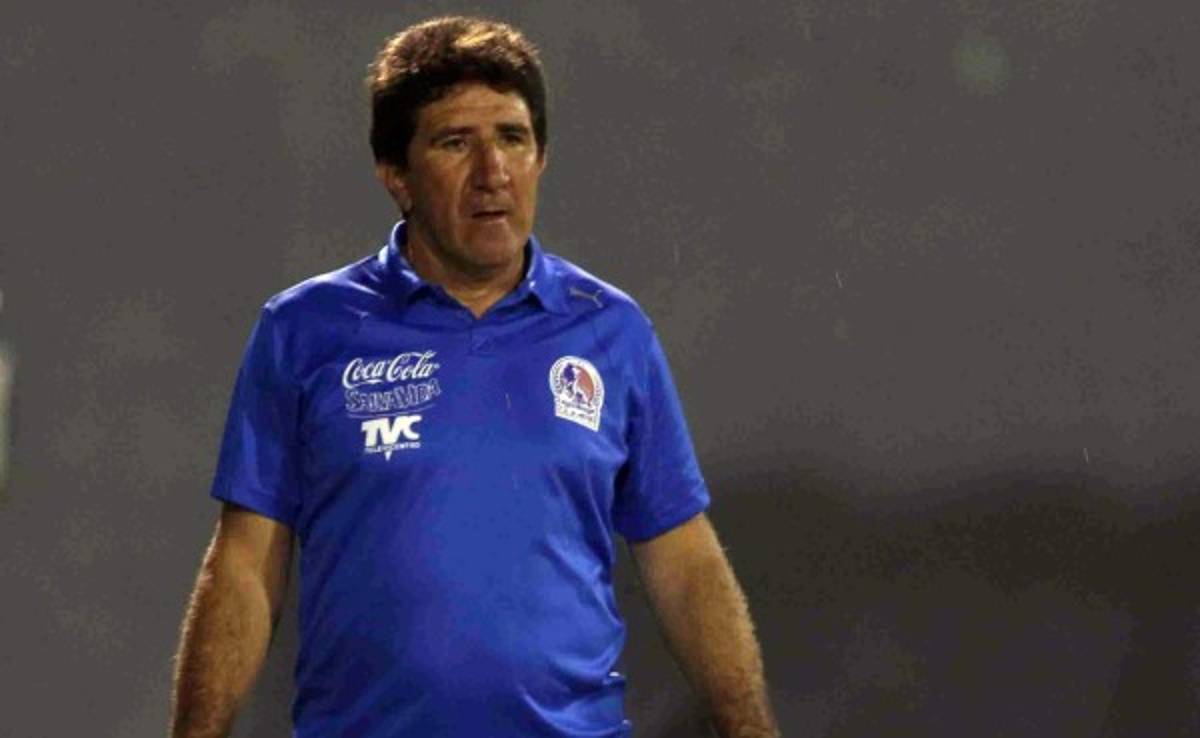 Vargas a árbitro: 'La concha de tu madre con tu arbitraje'