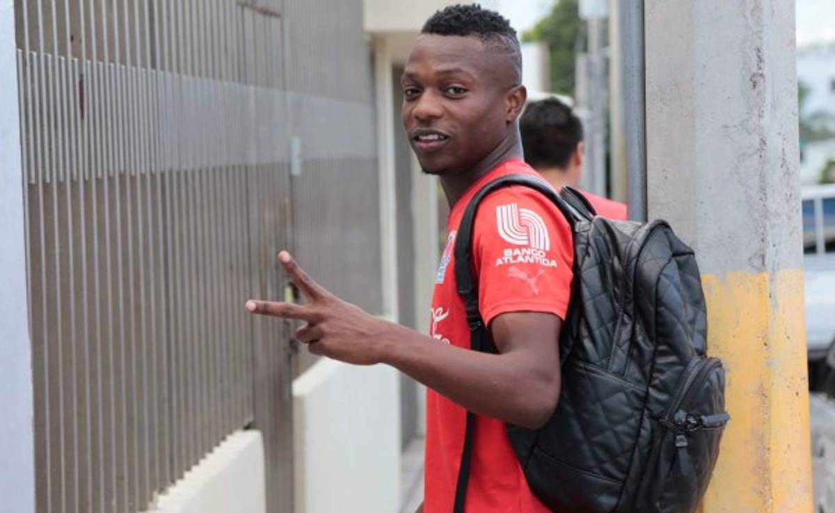 El lateral derecho Kevin Álvarez ya retornó al Olimpia