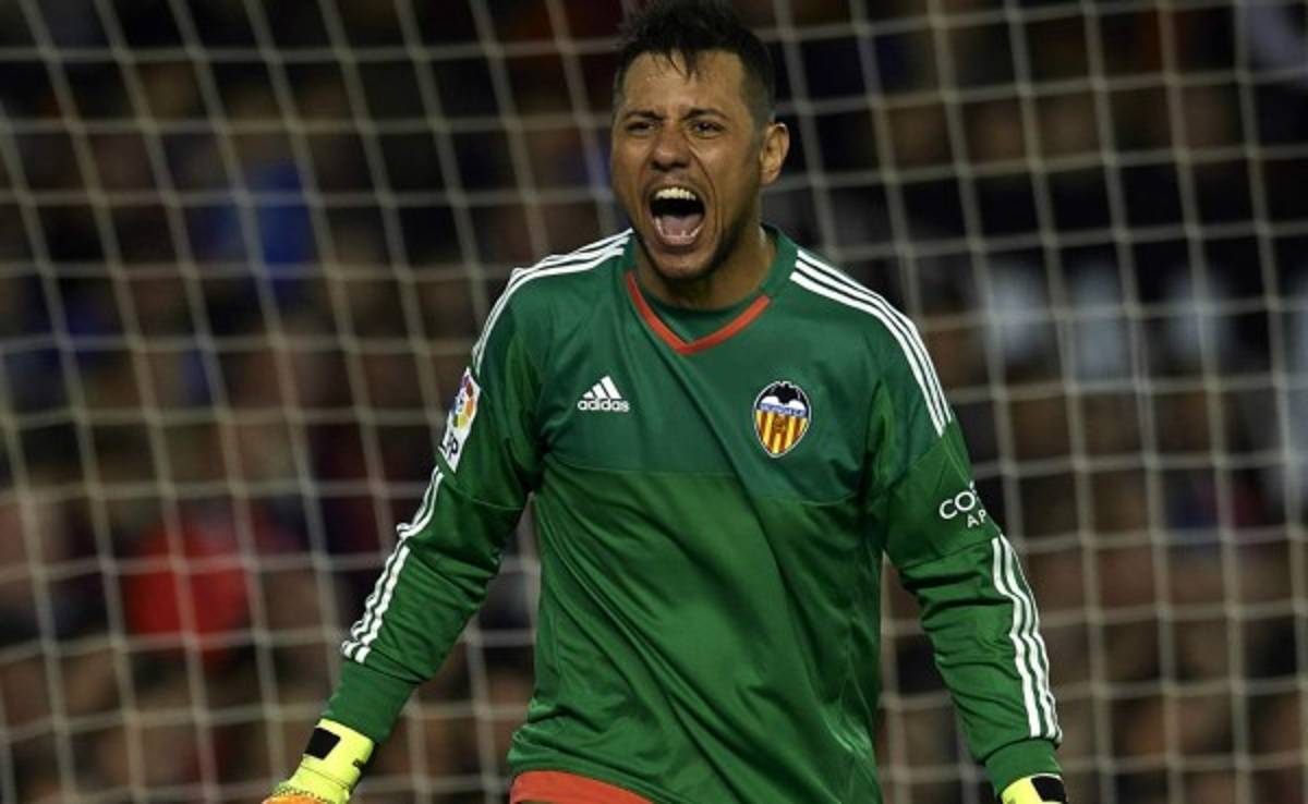 Un portero brasileño, la otra opción que tiene el FC Barcelona