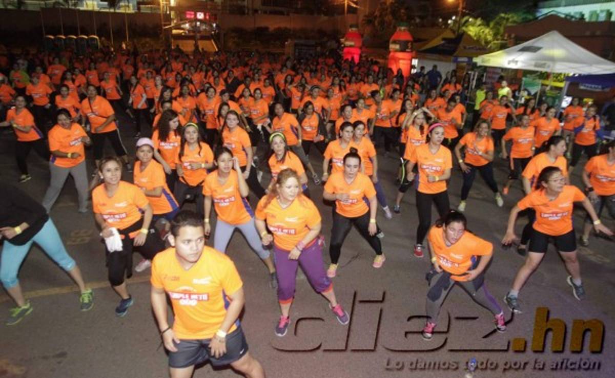 DIEZ Triple Reto volvió a hacer vibrar a Tegucigalpa