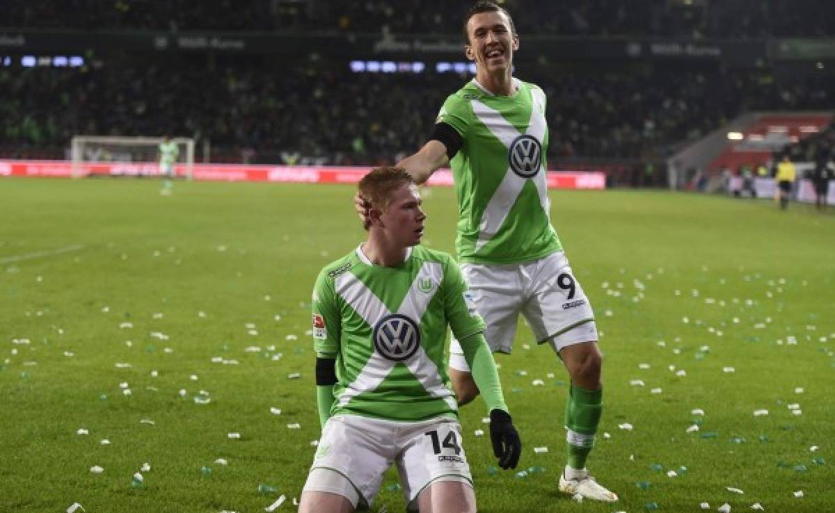 Wolfsburgo destroza al Bayern Múnich en el regreso de la Bundesliga