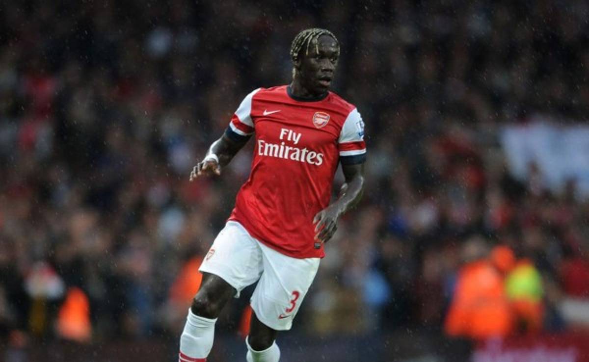 Bacary Sagna firmó por tres temporadas con el Manchester City