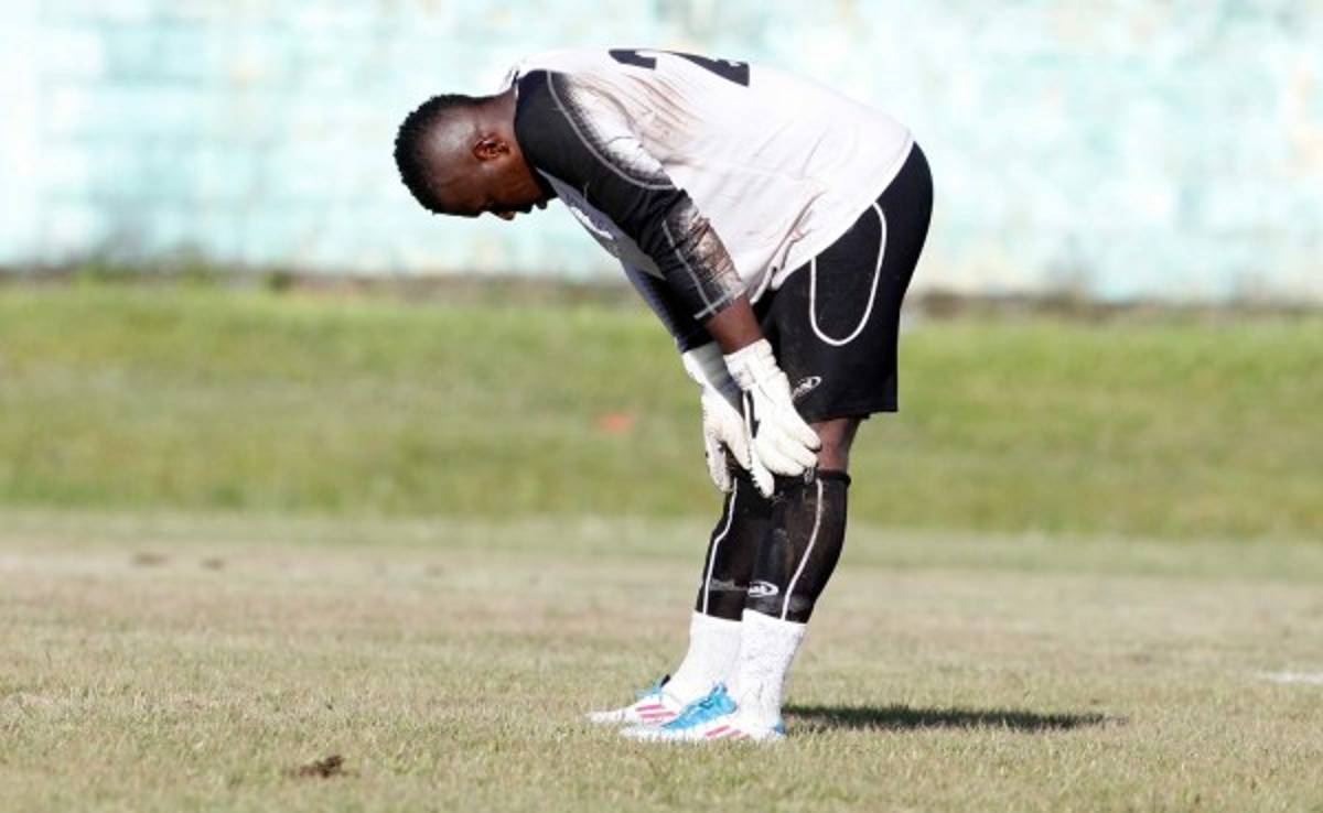 Amargo debut de John Bodden con el Sportivo Luqueño