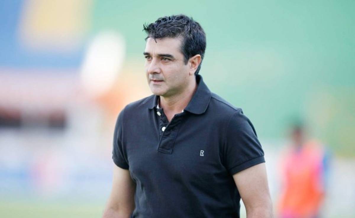 Diego Vázquez: 'Si hablo dicen que soy llorón, si no me siguen perjudicando'