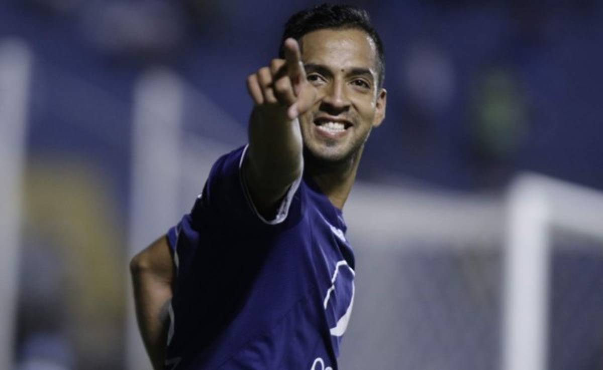 Lucas Gómez no jugaría contra el América en la Concachampions