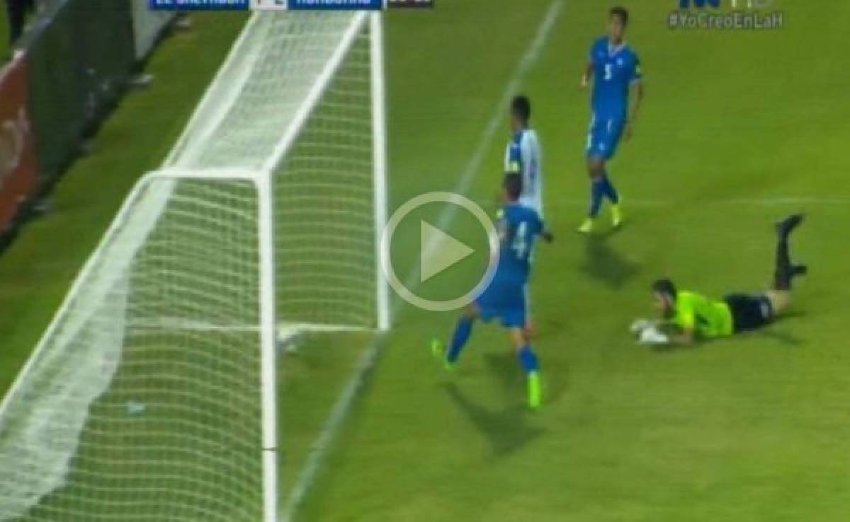 Video: Anthony Lozano aprovecha un horrorazo de Derby Carrillo y pone el 2-1
