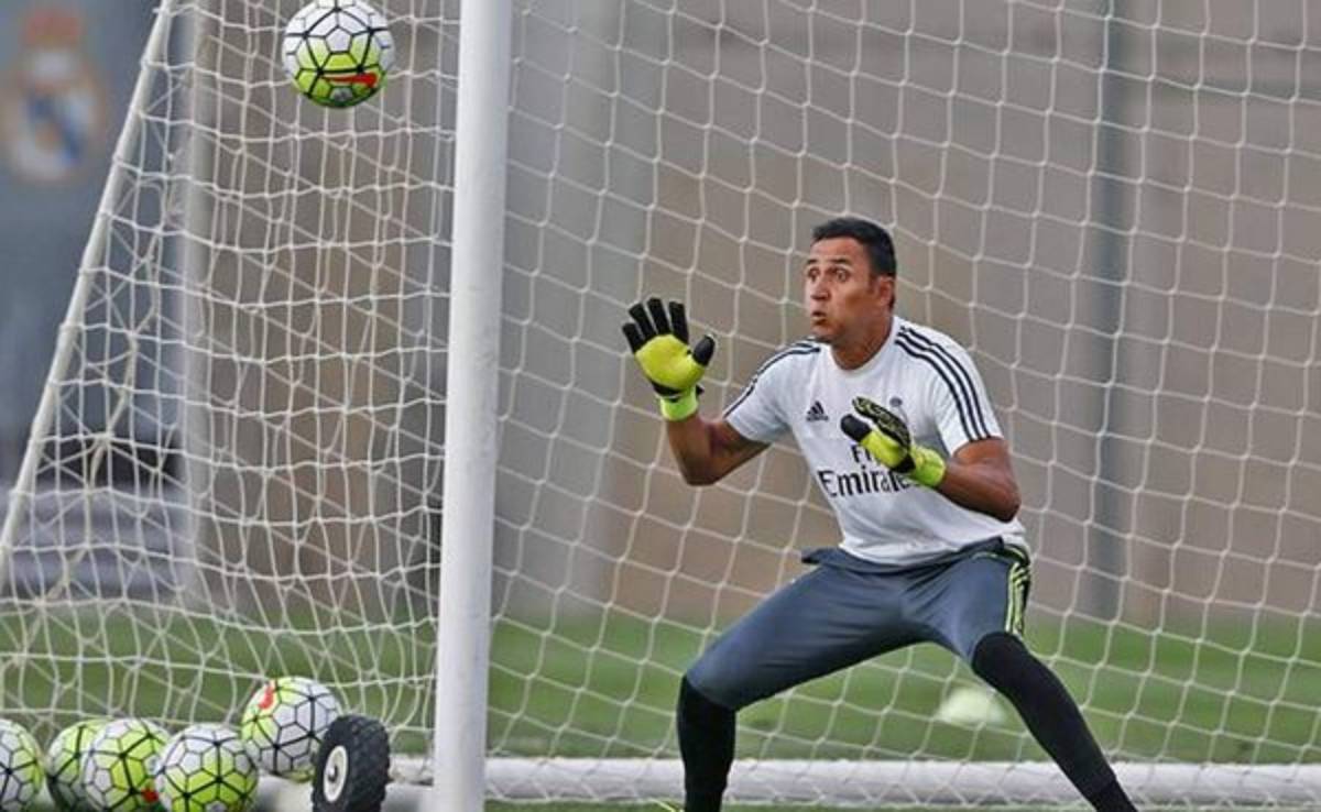 Keylor Navas ahora calza los últimos modelos de Adidas