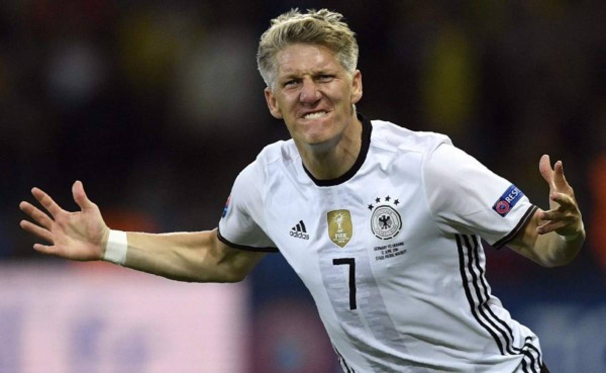 Schweinsteiger renuncia a la selección de Alemania tras fracaso en la Eurocopa