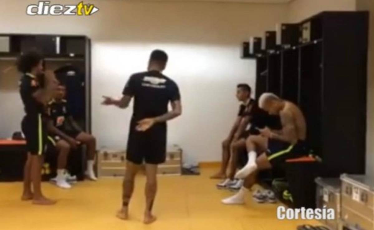 Video: Neymar y su divertido baile en la selección de Brasil