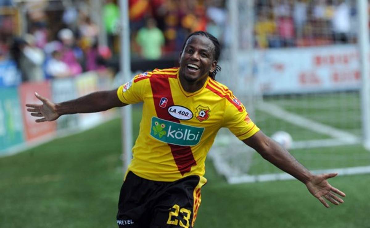 VIDEO: Así juega y golea el 'Mambo' Núñez