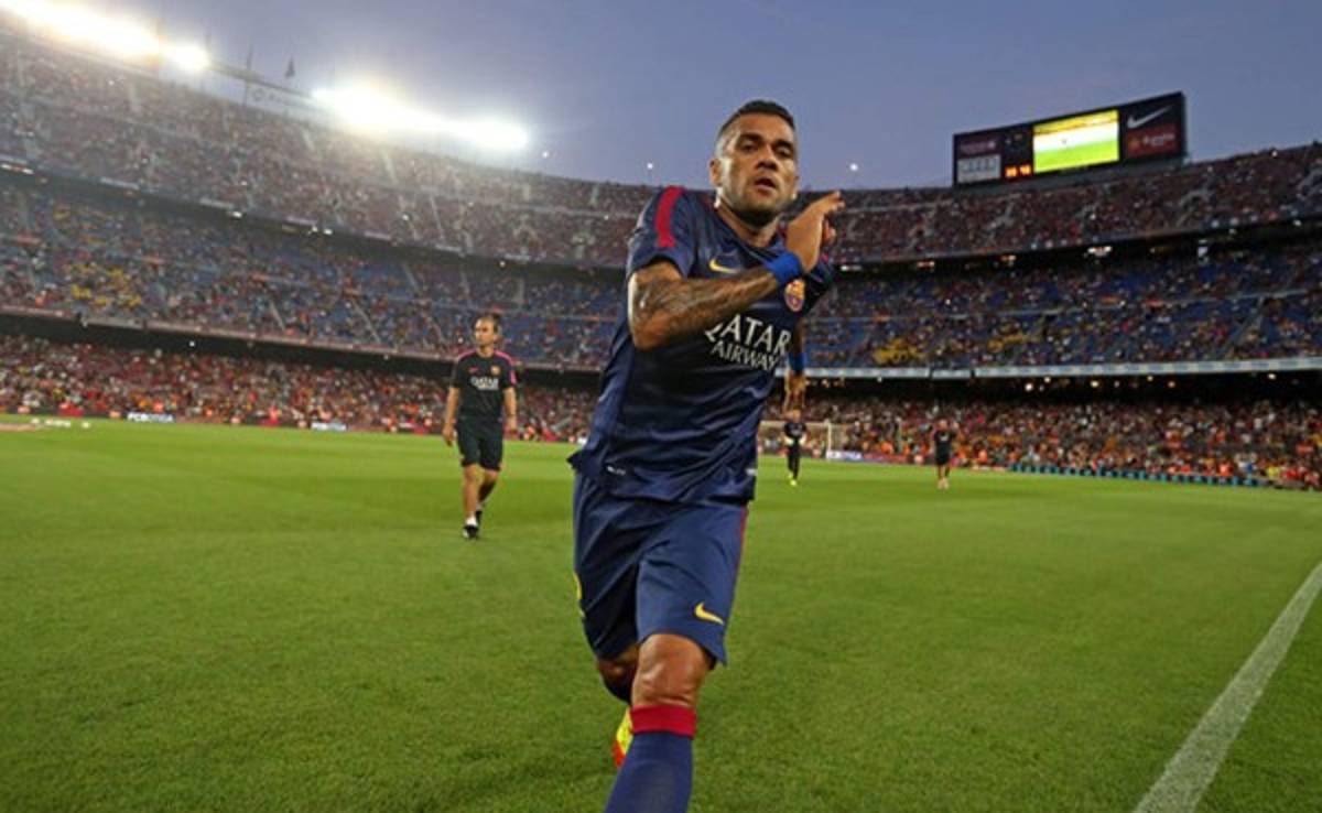 El futuro de Dani Alves apuntaría al PSG de Francia