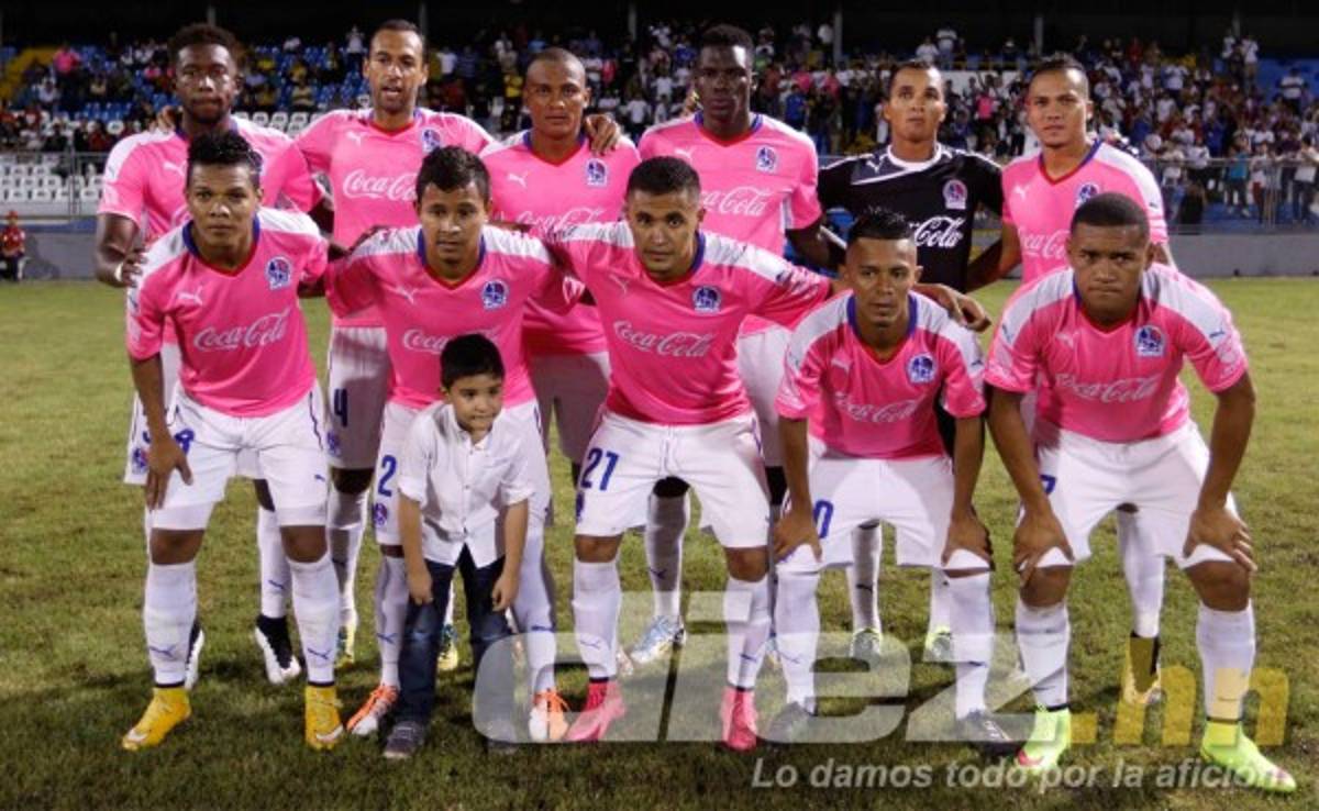 Equipos que se han unido a la lucha contra el cáncer de mama vistiendo de rosado&nbsp;&nbsp;