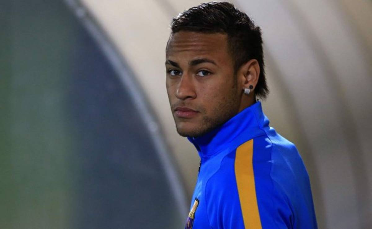 El juez cita a Neymar el 2 de febrero por estafa en su fichaje por el Barça