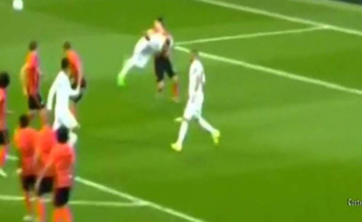 VIDEO: Clavadazo de Sergio Ramos frente al Shakhtar Donetsk