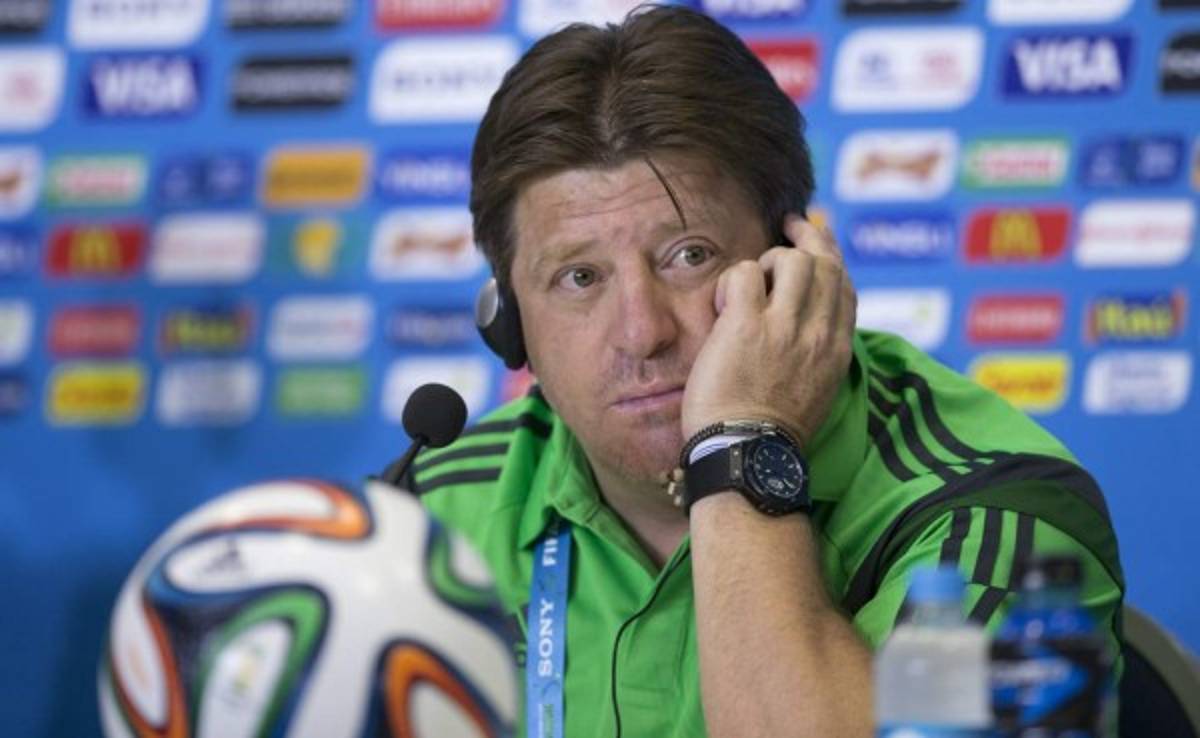 Miguel Herrera descarta que gritos de la afición mexicana sean homófobos