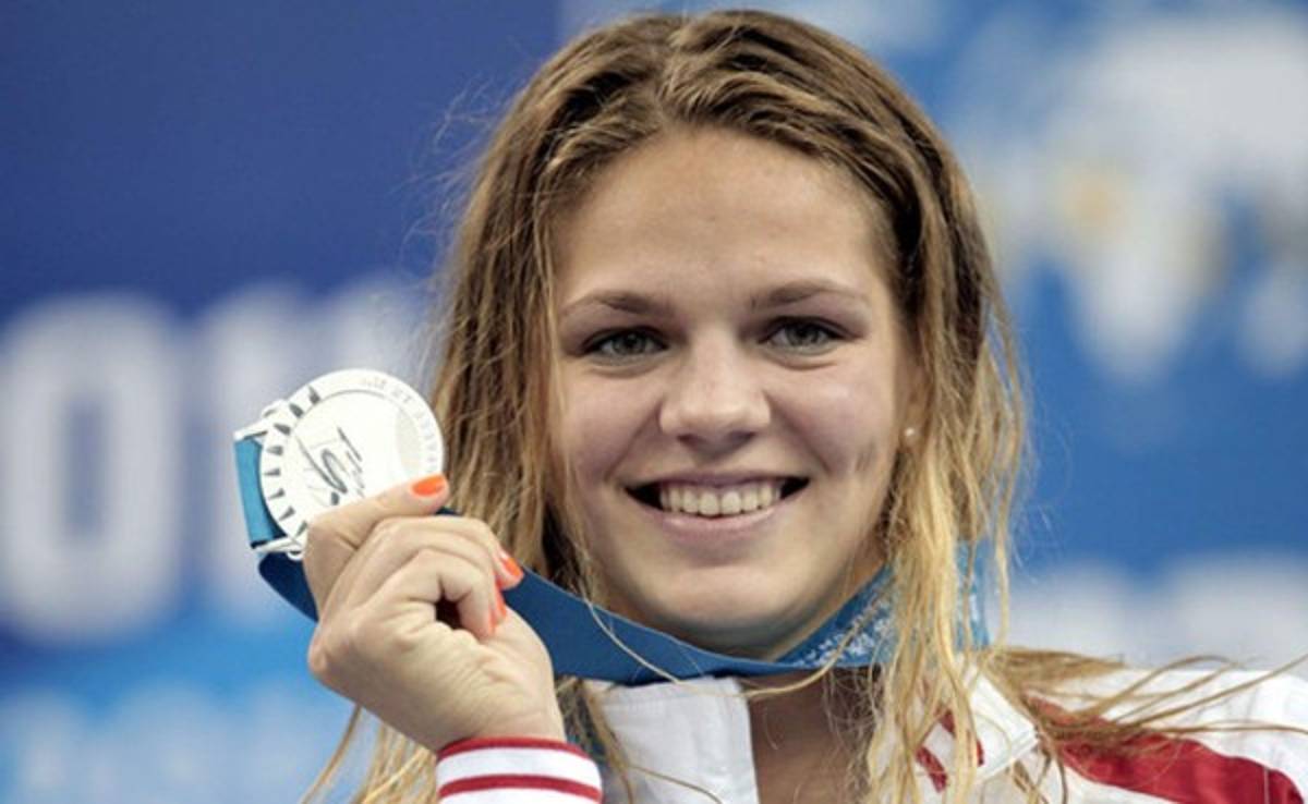 Nadadora rusa Yulia Efimova, suspendida 16 meses por dopaje