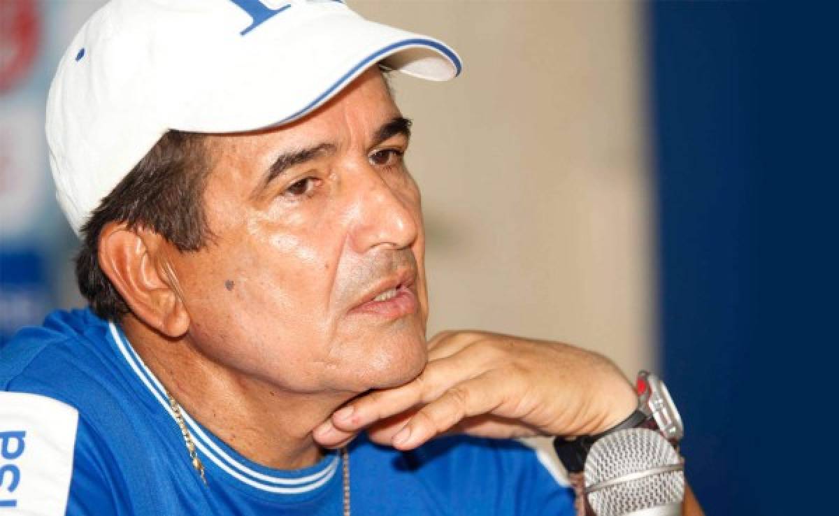 Pinto: 'La alineación ante Paraguay la confirmaré hasta el viernes'